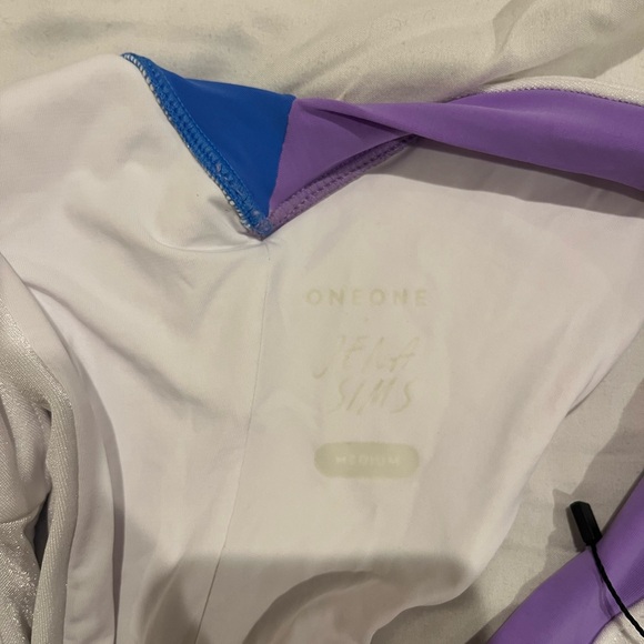 ONEONE SWIM Bikini Set - Picture 3 of 4